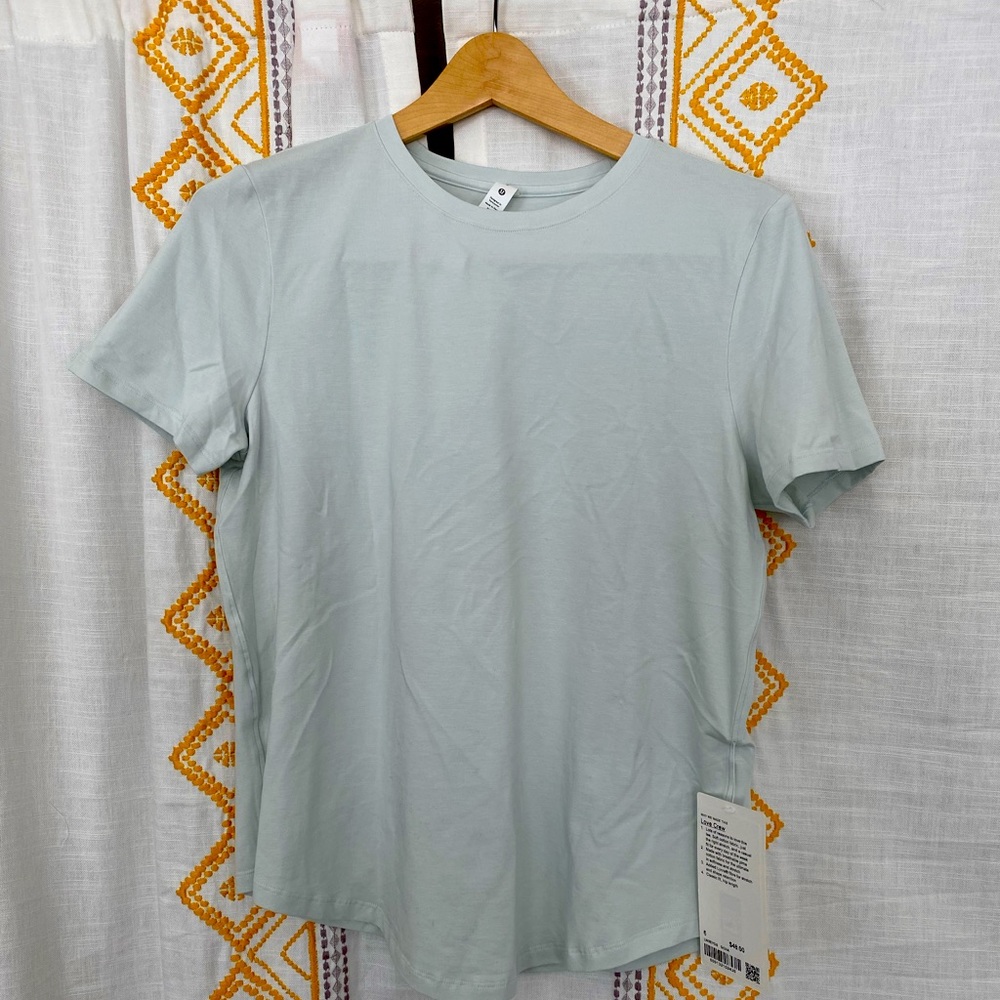 Lululemon Love Crew Size 6 NWT